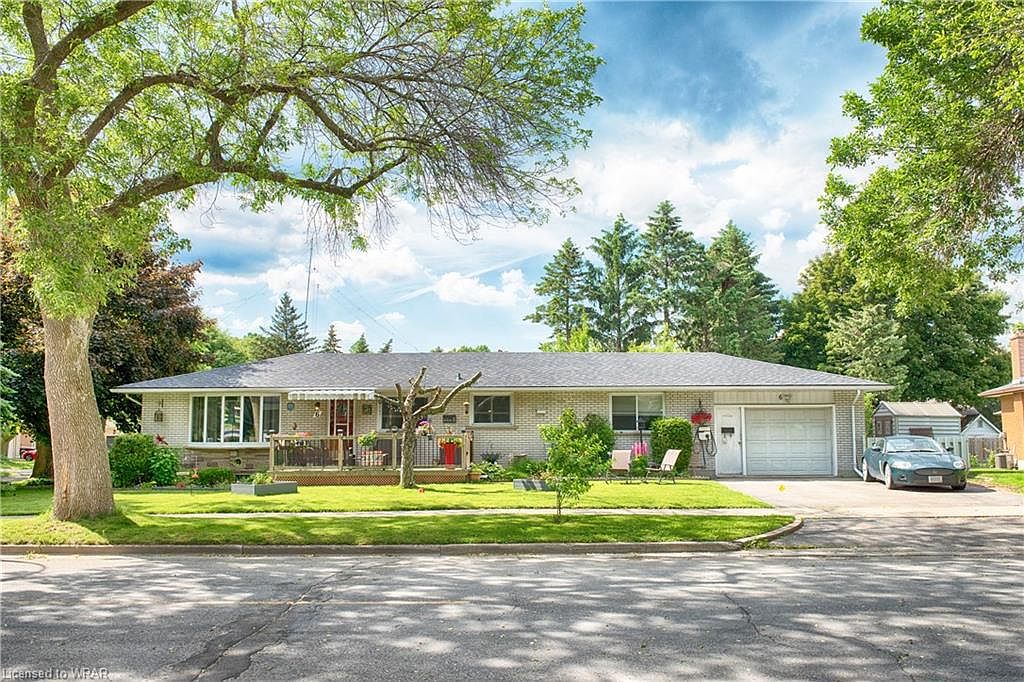 6 Strathcona Cres, Kitchener, ON N2B 2W6 Zillow