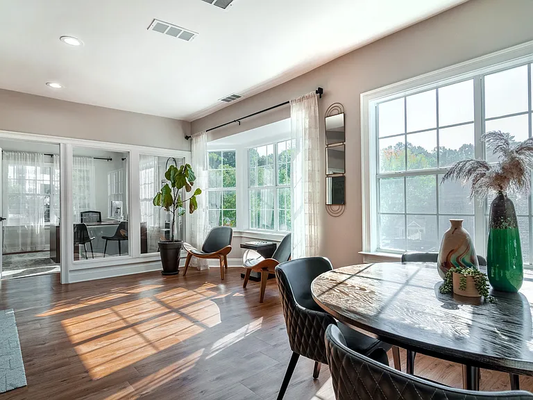 Beautiful Resident Lounge