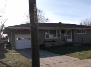 518 Van Tress Dr, Fairborn, OH 45324