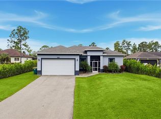2842 8th Ave NE, Naples, FL 34120