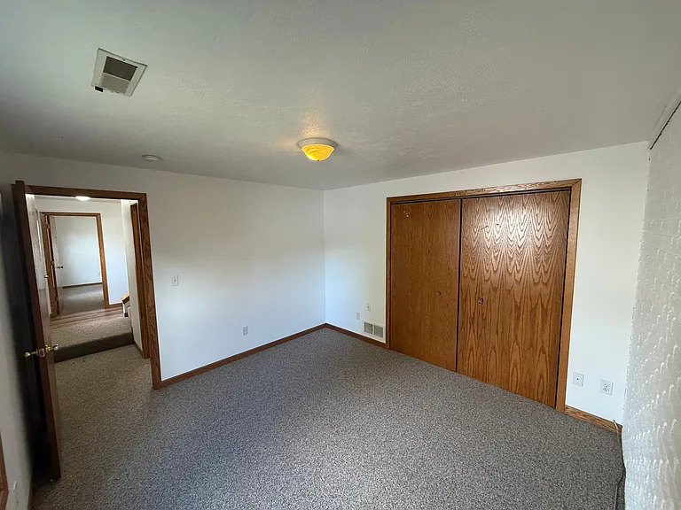 202 N Meek St #LEFT — Photo 7