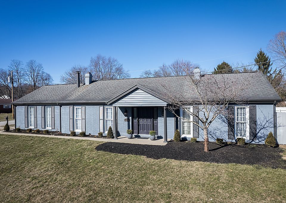 1st image of 1606 Parkdale Dr