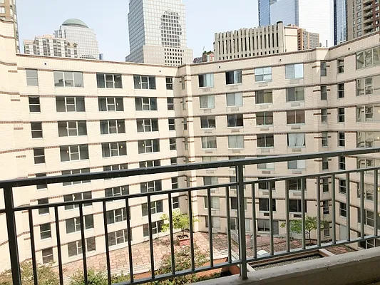 Rented by Battery Park Realty | media 28