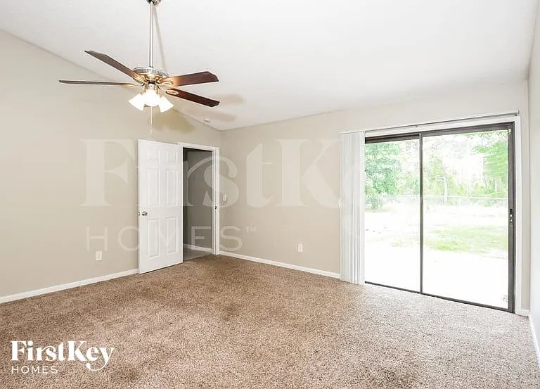 232 Rheine Rd NW — Photo 9