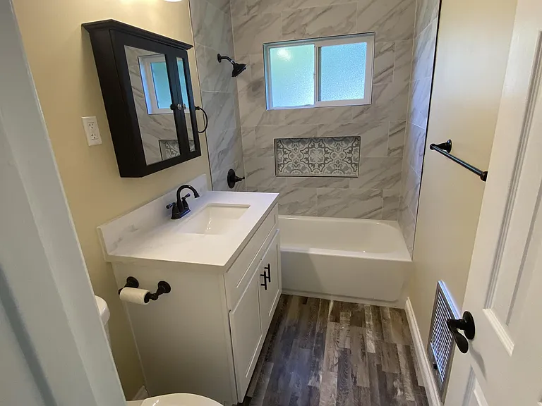 68 5th Ave #A — Photo 7