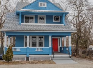 742 Oakland Beach Ave, Warwick, RI 02889