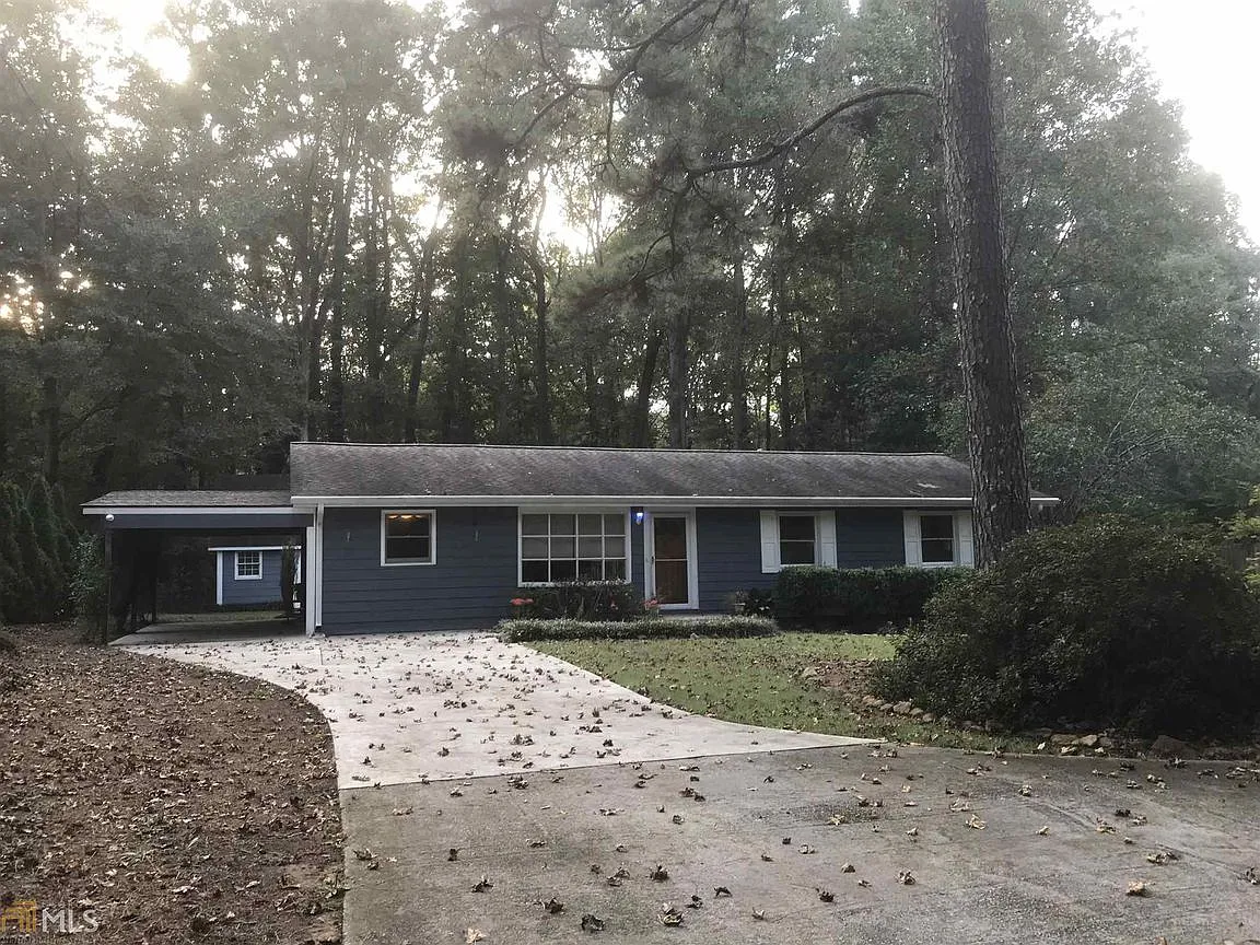 195 Brown Rd photo 1