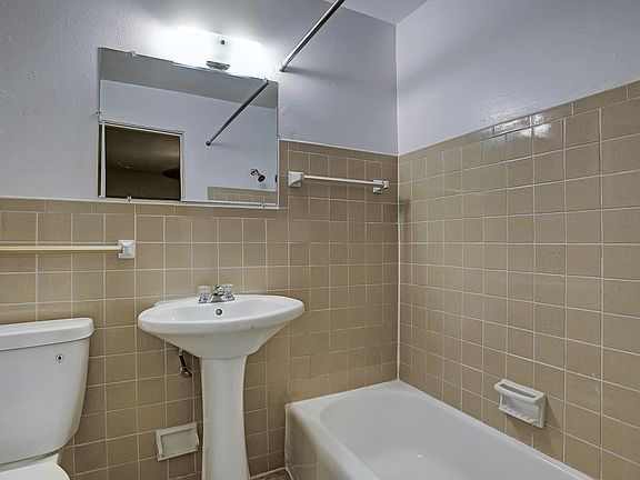 5th image of 510 Branard St #14