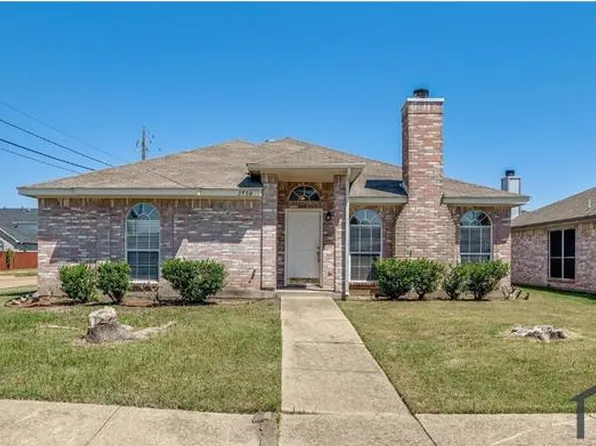 2500 Hidden Springs Dr, Mesquite, TX 75181