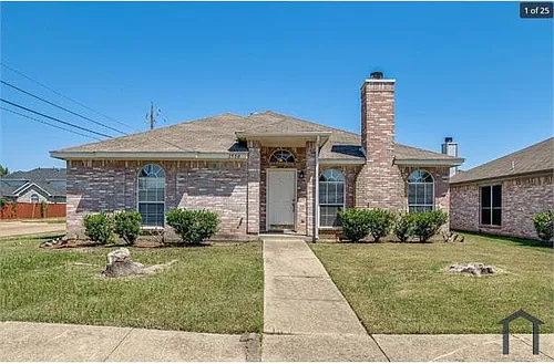 2500 Hidden Springs Dr Photo 1