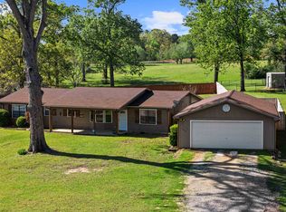 1641 W Lake Gladewater Rd, Gladewater, TX 75647