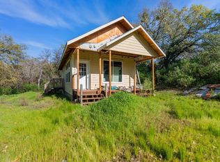 1040 Dusty Rd, Redwood Valley, CA 95470