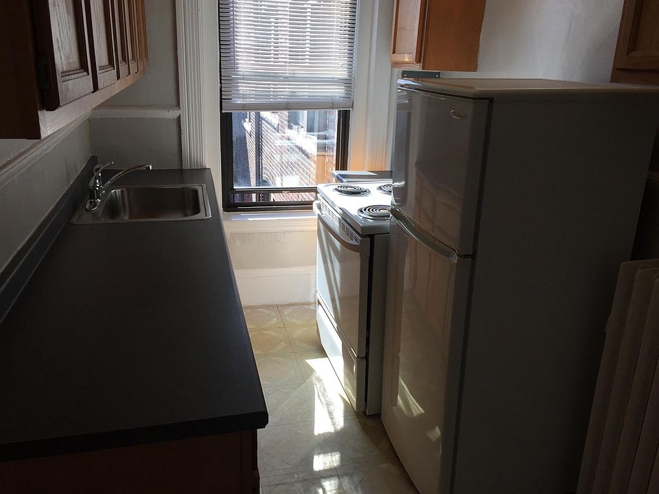 1st image of 9 Sewall Ave APT 318