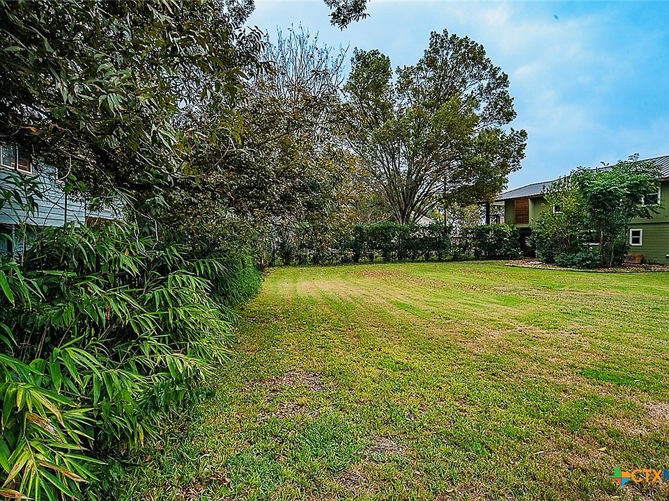 1st image of 187 Royal George Cir