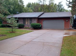 1305 Golf Rd, Eau Claire, WI 54701