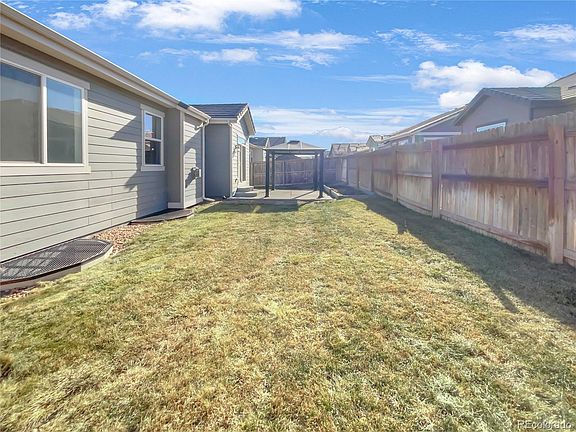 5th image of 11475 Helena Street