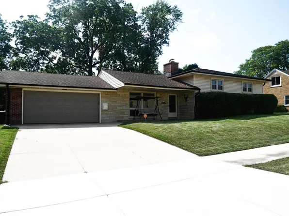 2411 N 113 STREET, Milwaukee, WI 53226