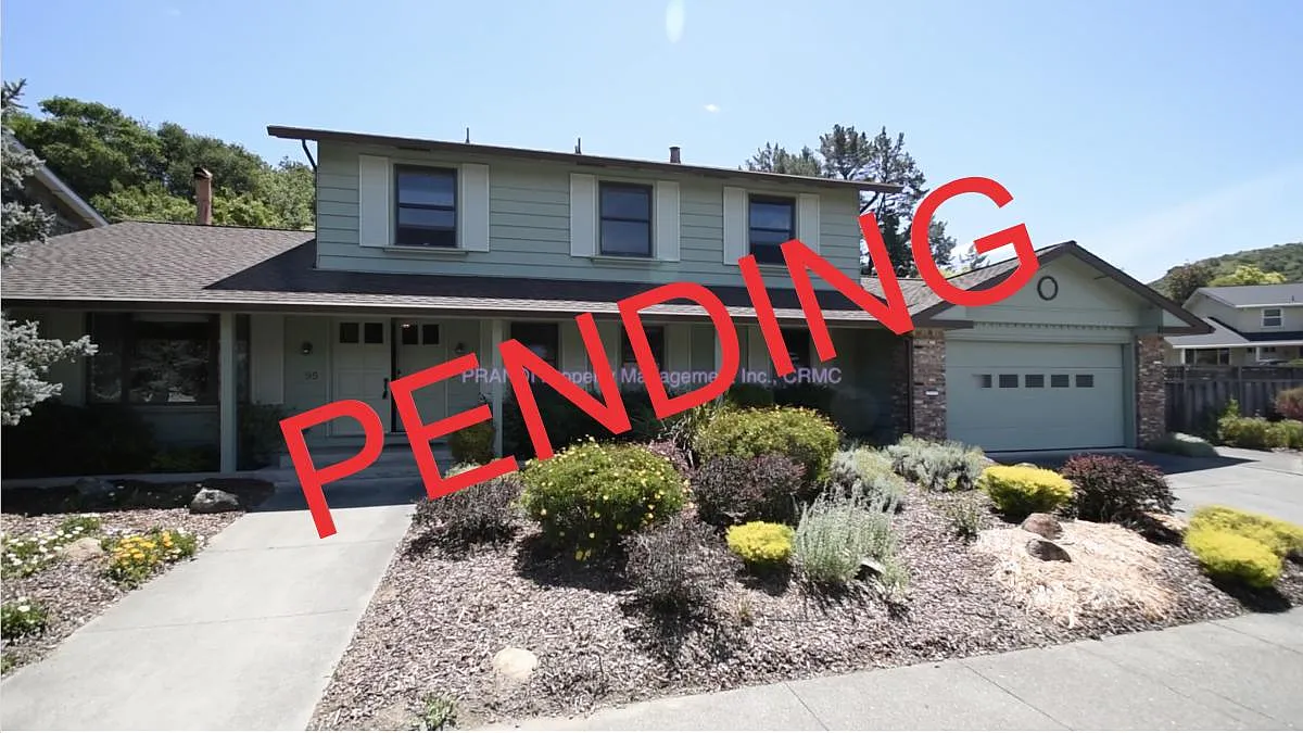 95 Upper Oak Dr photo 1