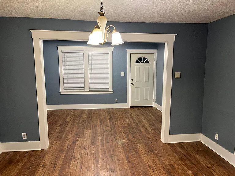 537 E Woodland St — Photo 14