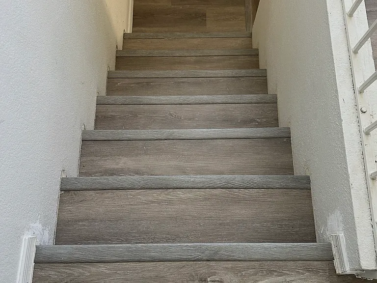 8701 W Vale Dr — Photo 3