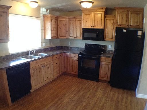1st image of 446 W 6 S APT 204