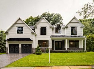 528 Beech St, Haworth, NJ 07641