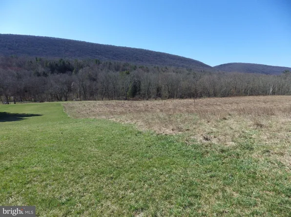 0 Broad St, Valley View, PA 17983