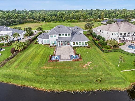 5th image of 13 Island Club Dr