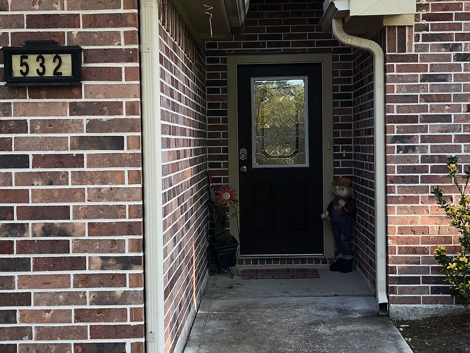 1st image of 532 Cactus Dr