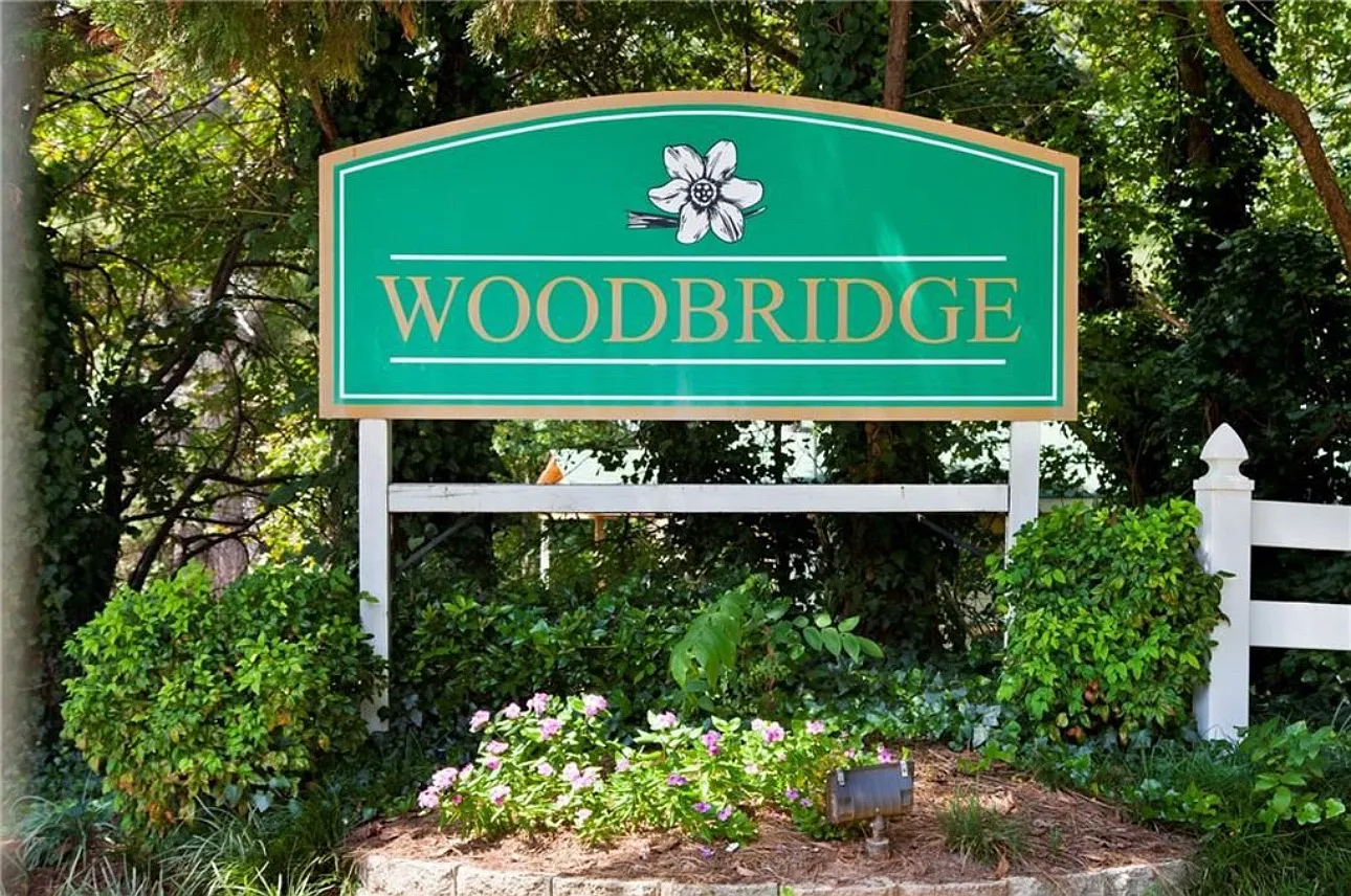 3 bed, 1784 sqft, $2,400 — Photo 2