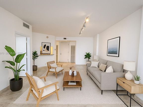 4th image of 888 Brickell Key Dr APT 806