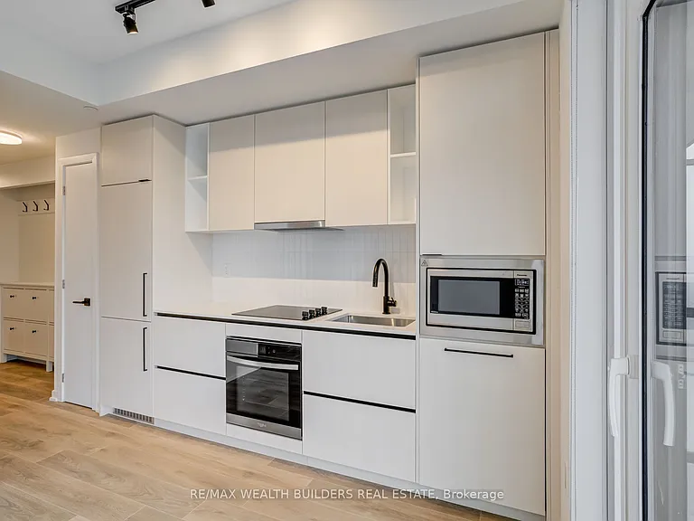 1285 Dupont St #2407 — Photo 15
