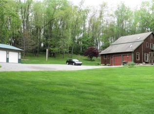 861 Beeson Mill Rd, Leetonia, OH 44431