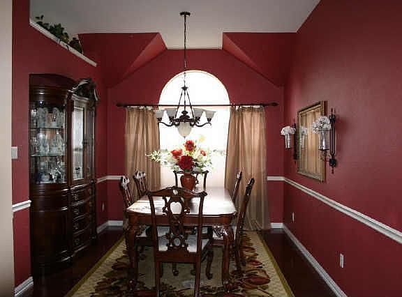 2nd image of 5556 Lawnsberry Dr