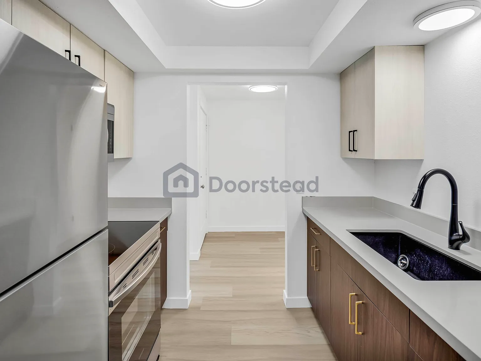 2 bed, 1.0 bath, 1000 sqft, $1,950 — Photo 2