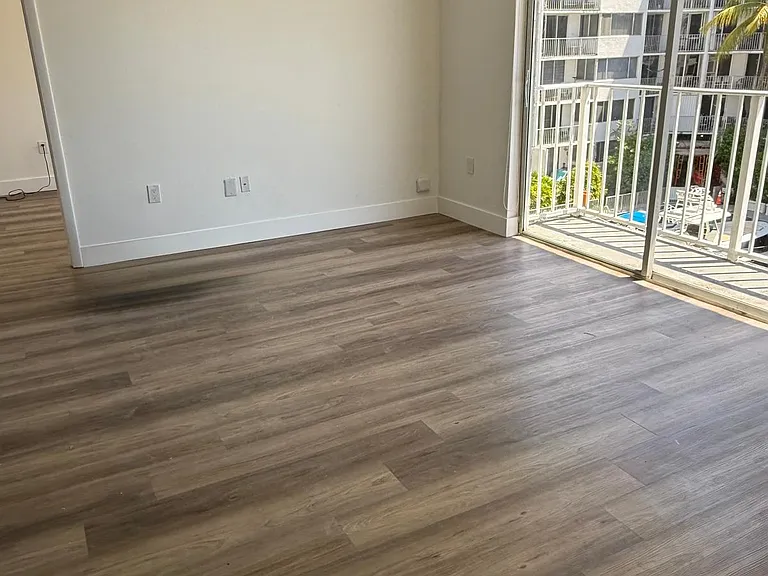 1720 NW North River Dr #408 — Photo 14