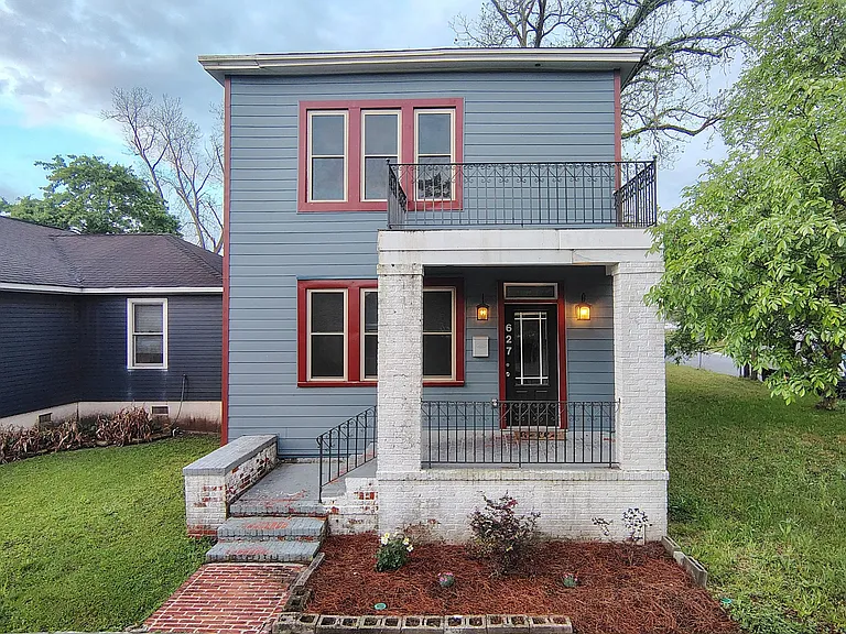 627 E Anderson St — Photo 1