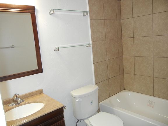 3rd image of 705 S Jackson St APT 16