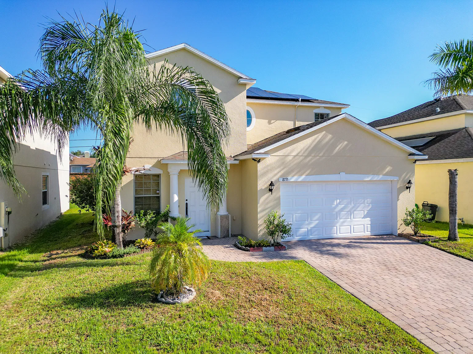 4 bed, 2.5 bath, 1608 sqft, $3,137 — Photo 1