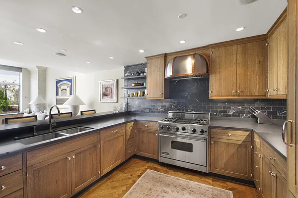 Sold by Stribling | media 44