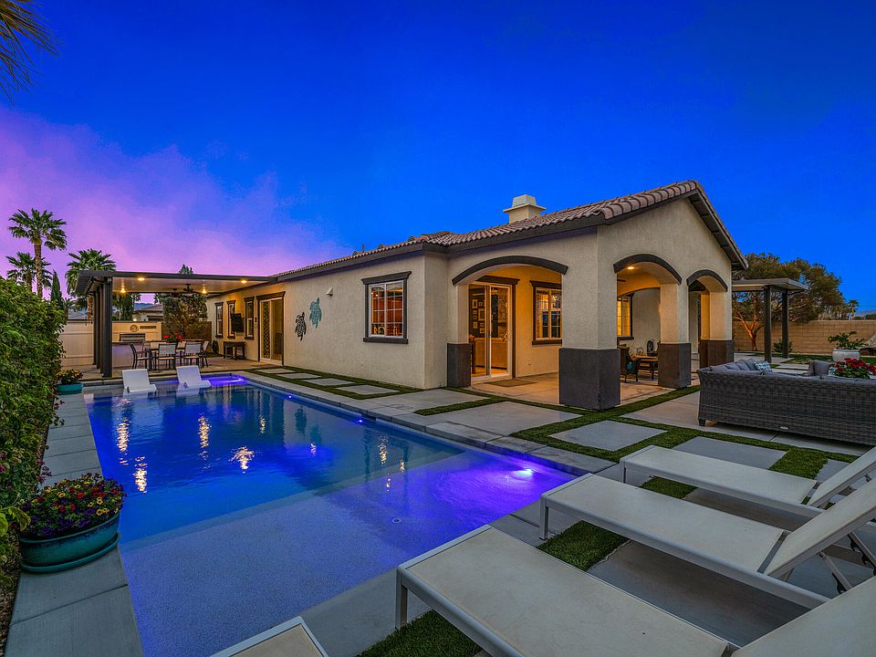 1st image of 81867 Fiori De Deserto Dr