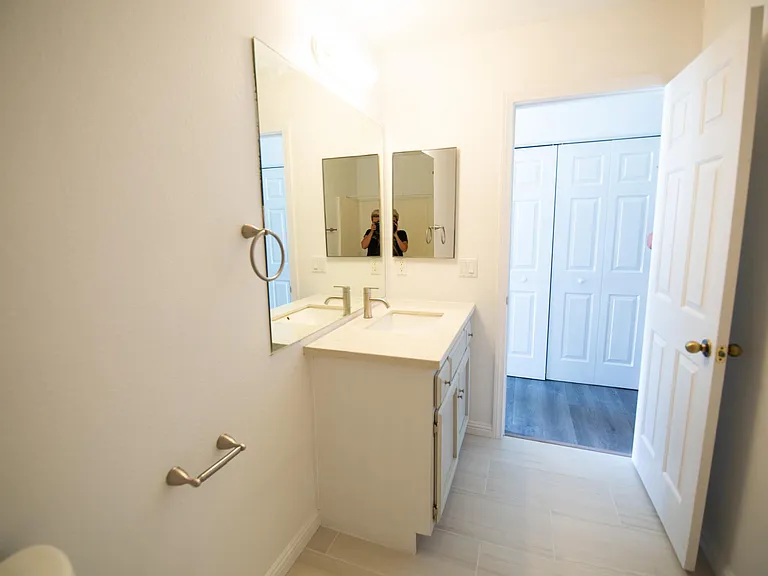 6313 Palo Verde Ave #B — Photo 8