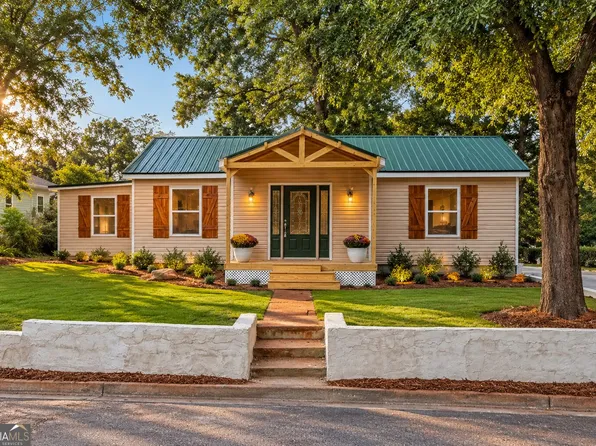 133 Bennett St, Commerce, GA 30529
