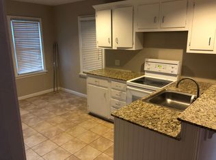 117 W Thatcher St, Edmond, OK 73003