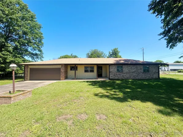 502 W Elm St, Henryetta, OK 74437
