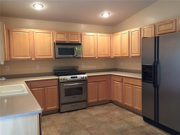 4th image of 9502 Alhambra Valley St #0