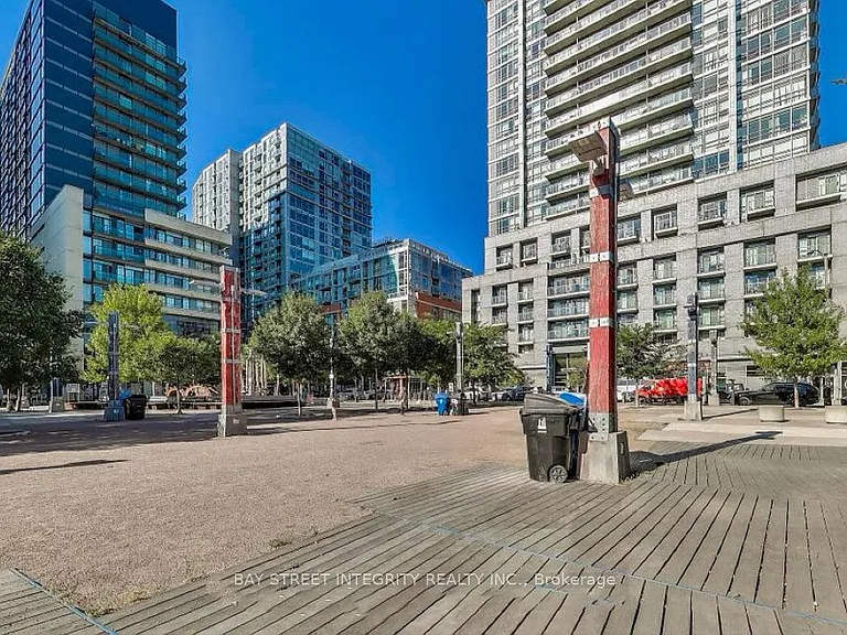 36 Lisgar St #602W — Photo 4