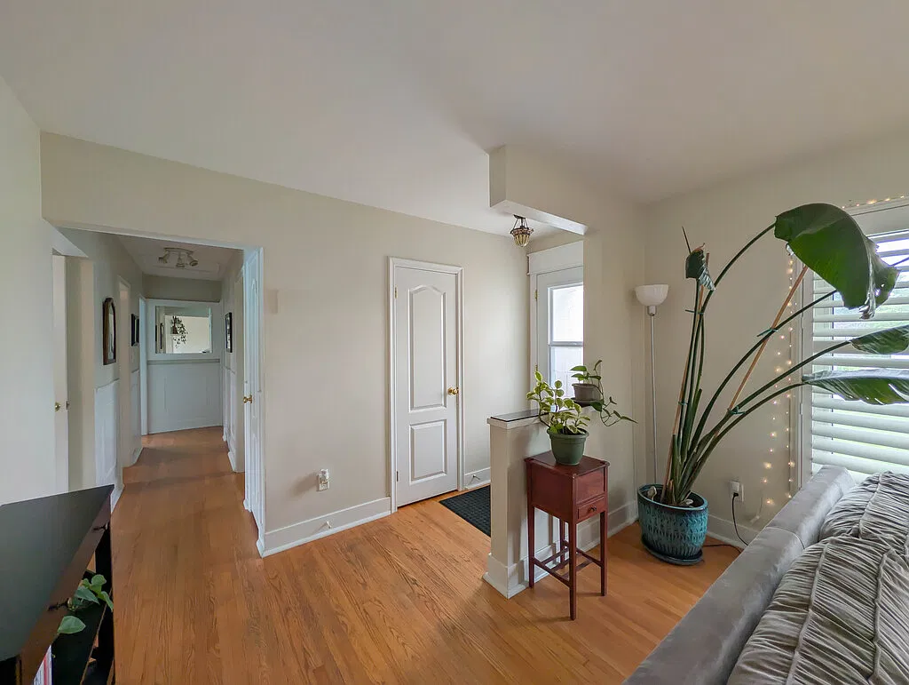 10 Glenholme Drive — Photo 2