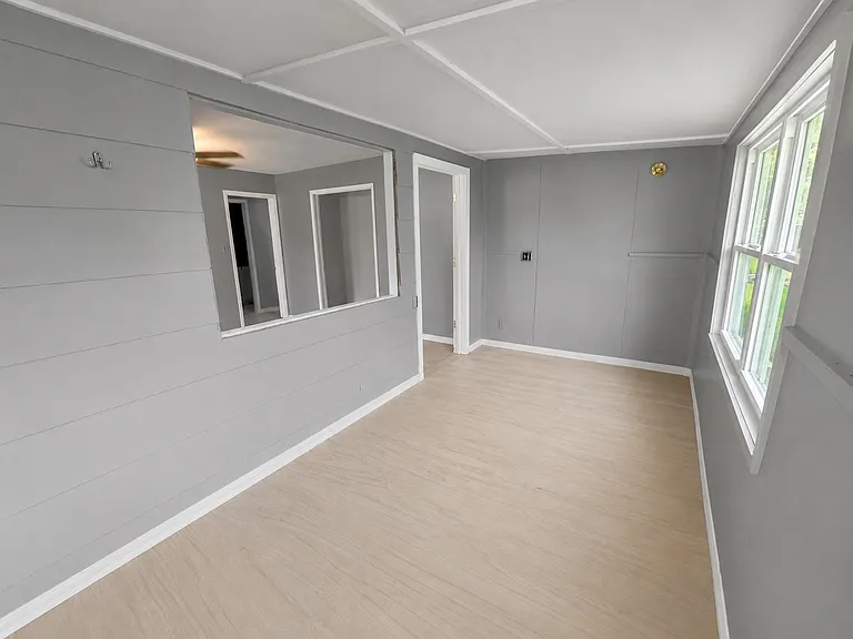 227 Live Oak Ln — Photo 15