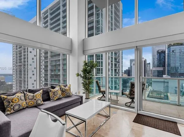 41 SE 5th St APT 1702, Miami, FL 33131